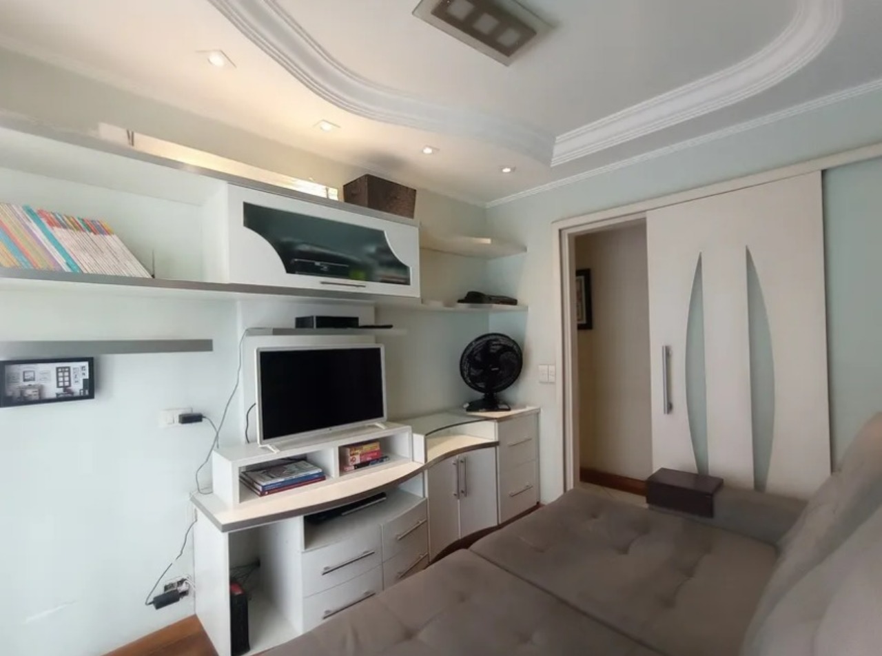 Apartamento à venda com 3 quartos, 125m² - Foto 19