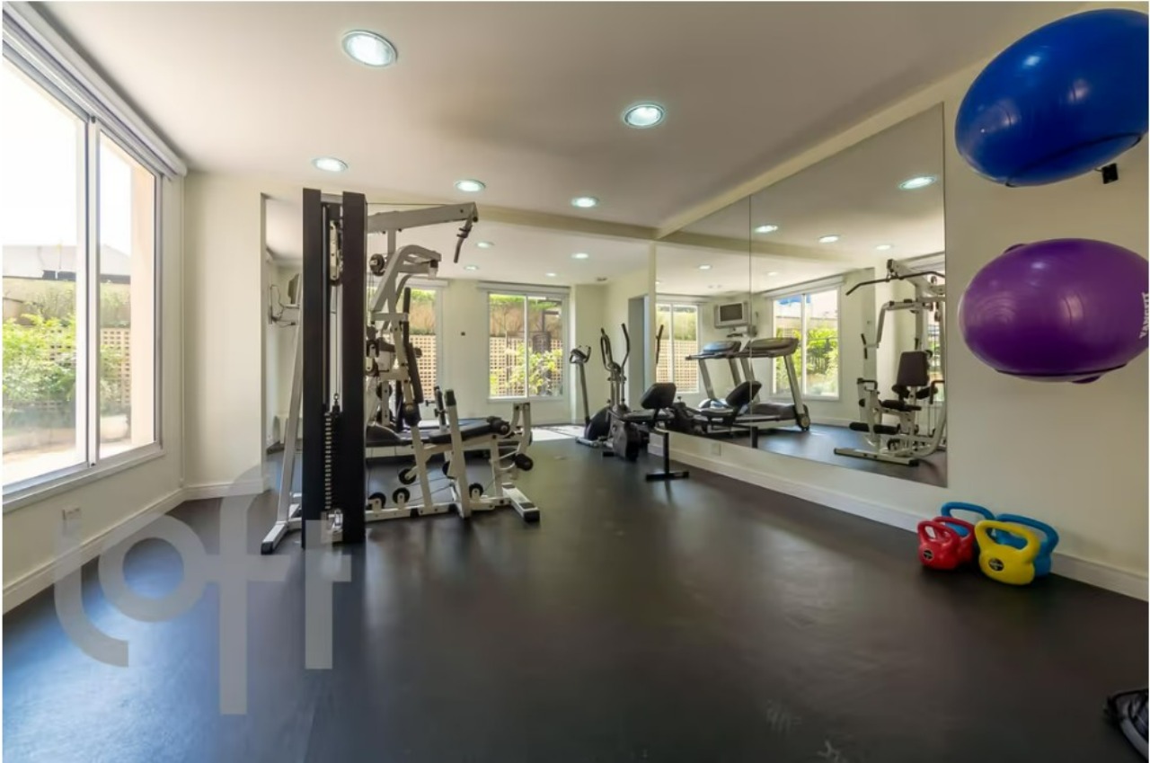 Apartamento à venda com 3 quartos, 125m² - Foto 30