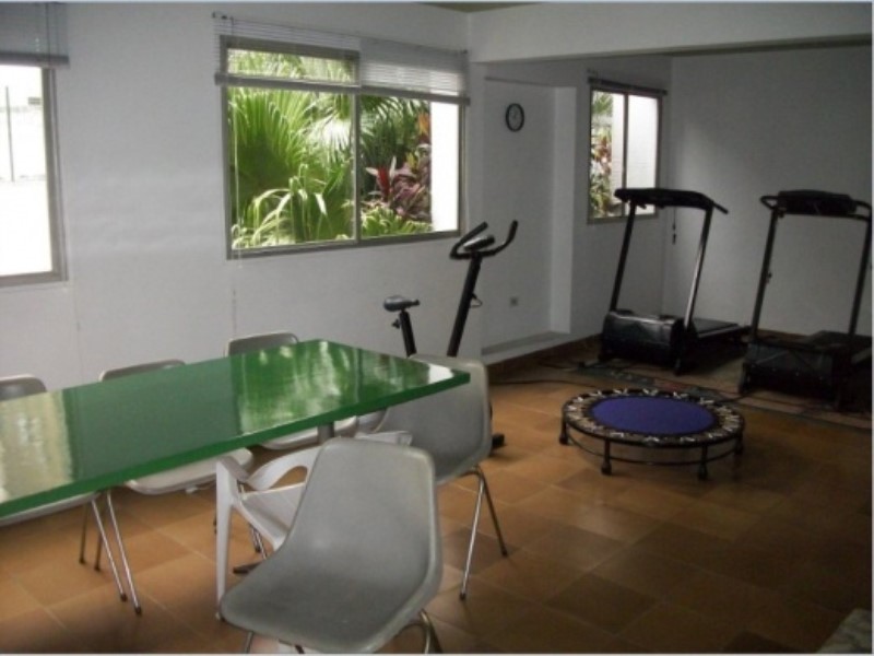 Apartamento para alugar com 1 quarto, 45m² - Foto 5