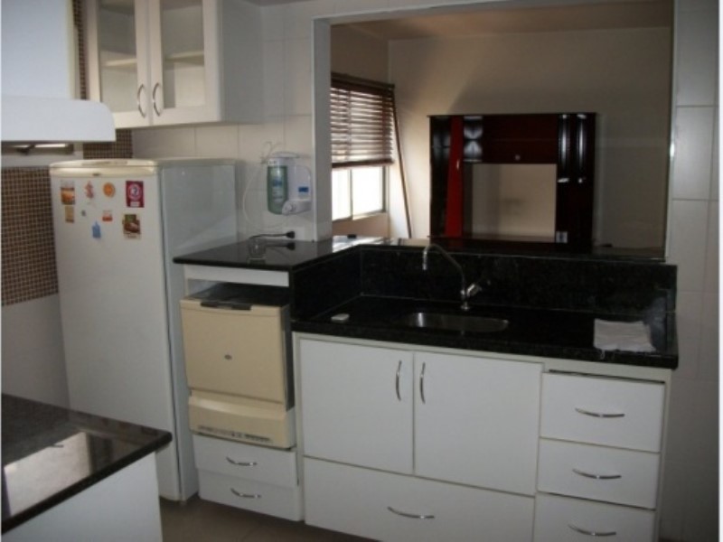 Apartamento para alugar com 2 quartos, 85m² - Foto 12