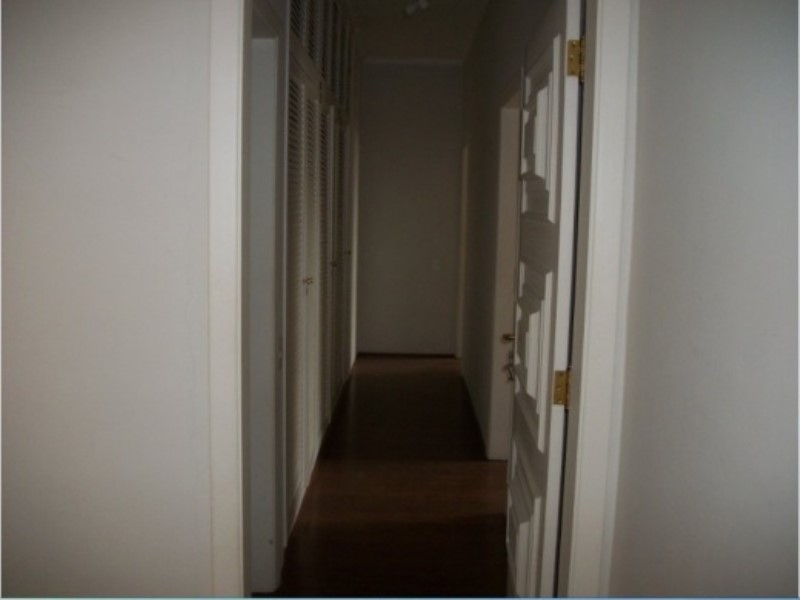 Apartamento para alugar com 2 quartos, 190m² - Foto 12