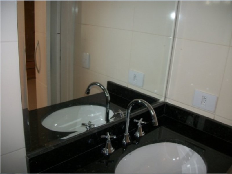 Apartamento para alugar com 1 quarto, 45m² - Foto 14