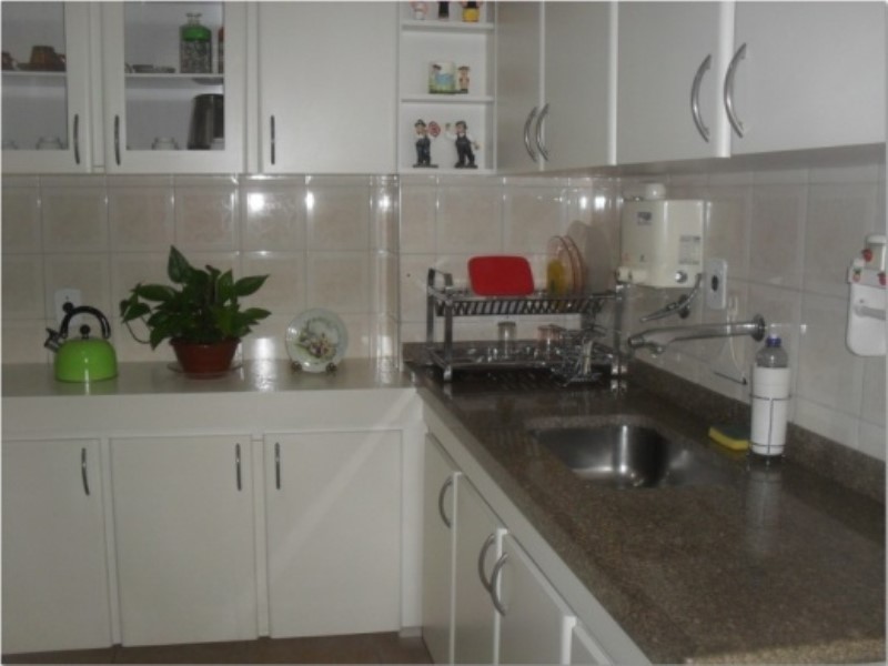 Apartamento à venda com 3 quartos, 98m² - Foto 1