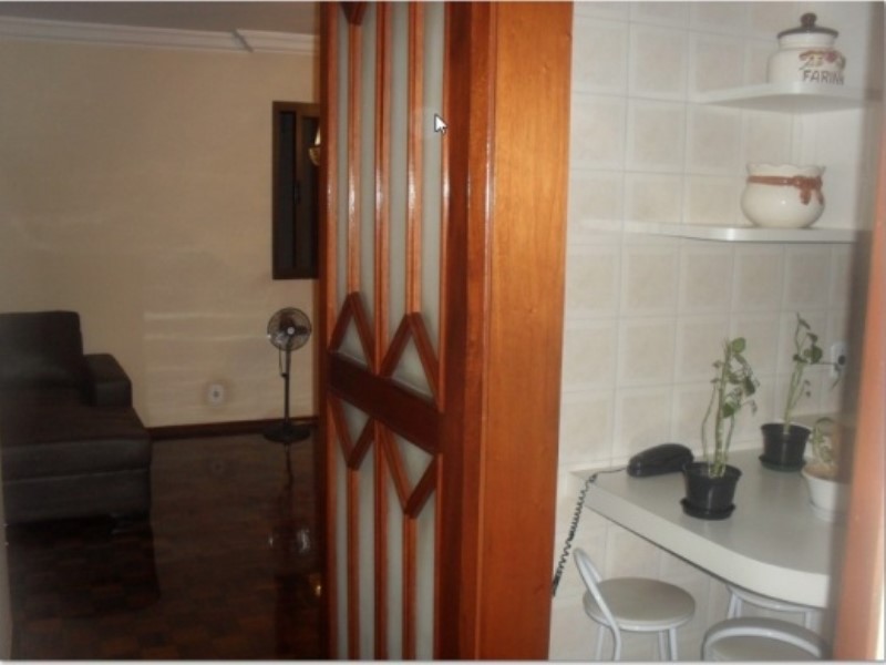 Apartamento à venda com 3 quartos, 98m² - Foto 9