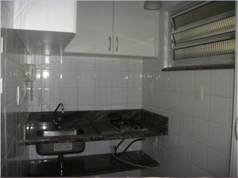 Apartamento para alugar com 1 quarto, 40m² - Foto 10