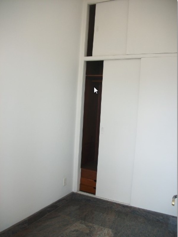 Apartamento para alugar com 3 quartos, 200m² - Foto 4