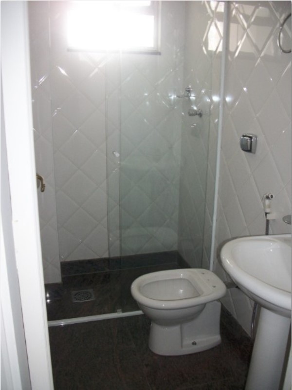 Apartamento para alugar com 3 quartos, 200m² - Foto 20