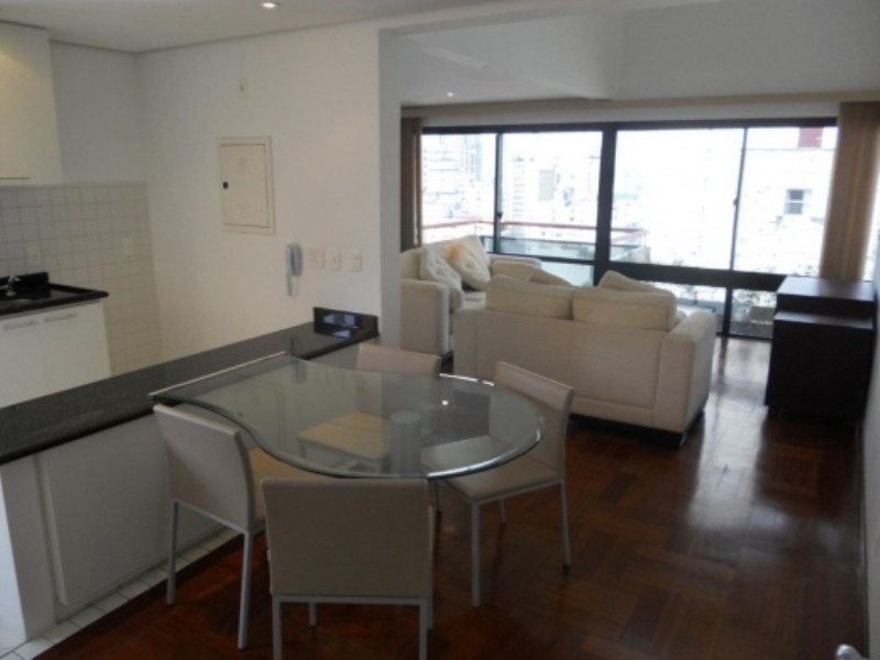 Apartamento para alugar com 1 quarto, 90m² - Foto 7