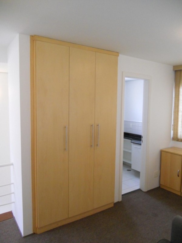 Apartamento para alugar com 1 quarto, 90m² - Foto 13