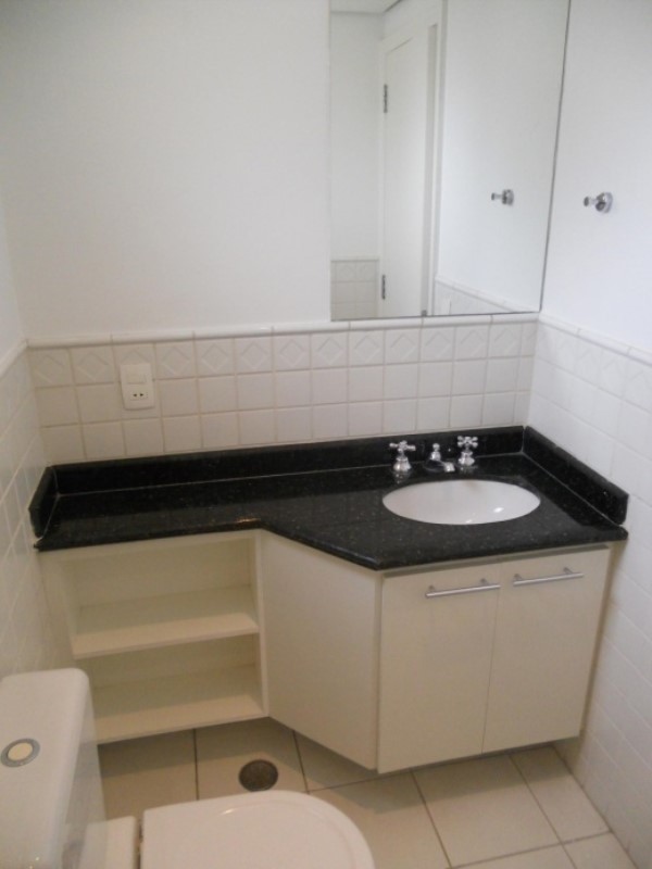 Apartamento para alugar com 1 quarto, 90m² - Foto 17