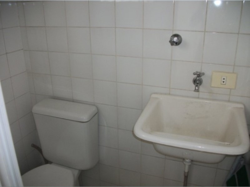 Apartamento para alugar com 2 quartos, 70m² - Foto 8