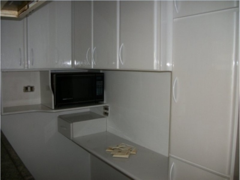 Apartamento para alugar com 2 quartos, 70m² - Foto 10