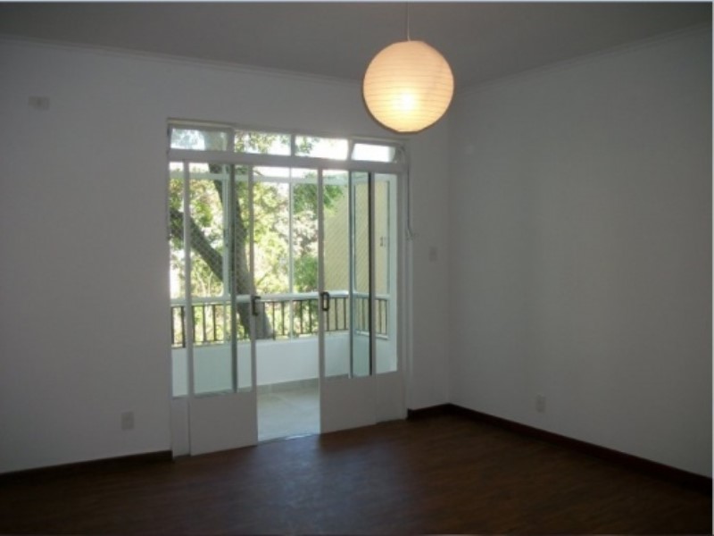 Apartamento para alugar com 2 quartos, 120m² - Foto 11