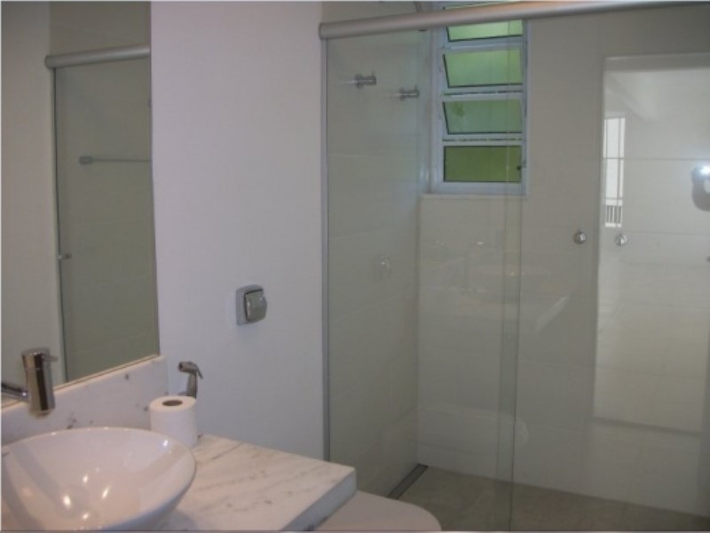 Apartamento para alugar com 2 quartos, 120m² - Foto 15