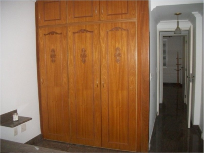 Apartamento para alugar com 3 quartos, 110m² - Foto 7