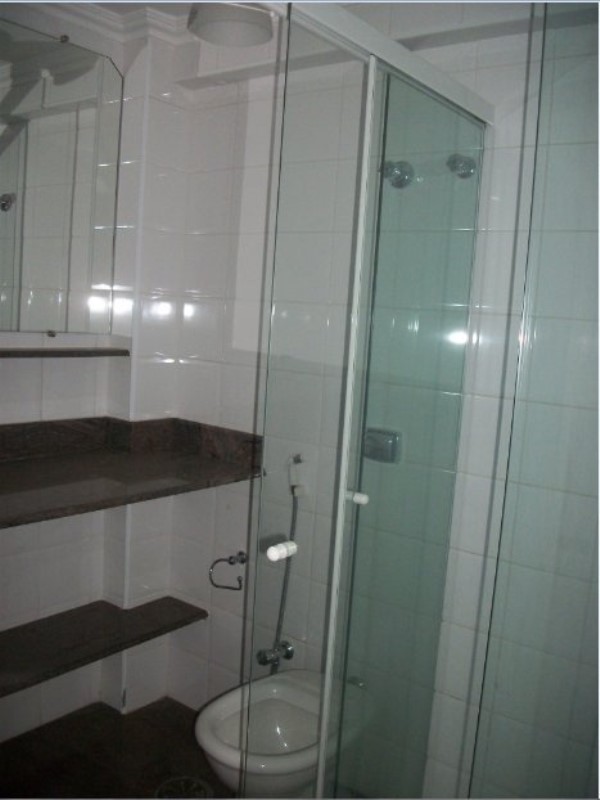 Apartamento para alugar com 3 quartos, 110m² - Foto 8