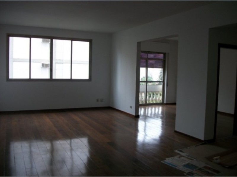 Apartamento para alugar com 3 quartos, 190m² - Foto 1