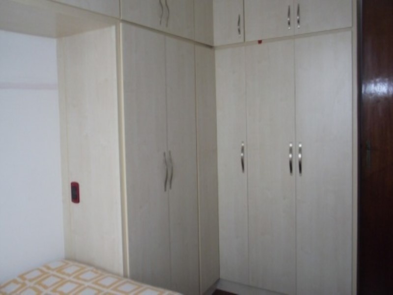 Apartamento à venda com 2 quartos, 66m² - Foto 2