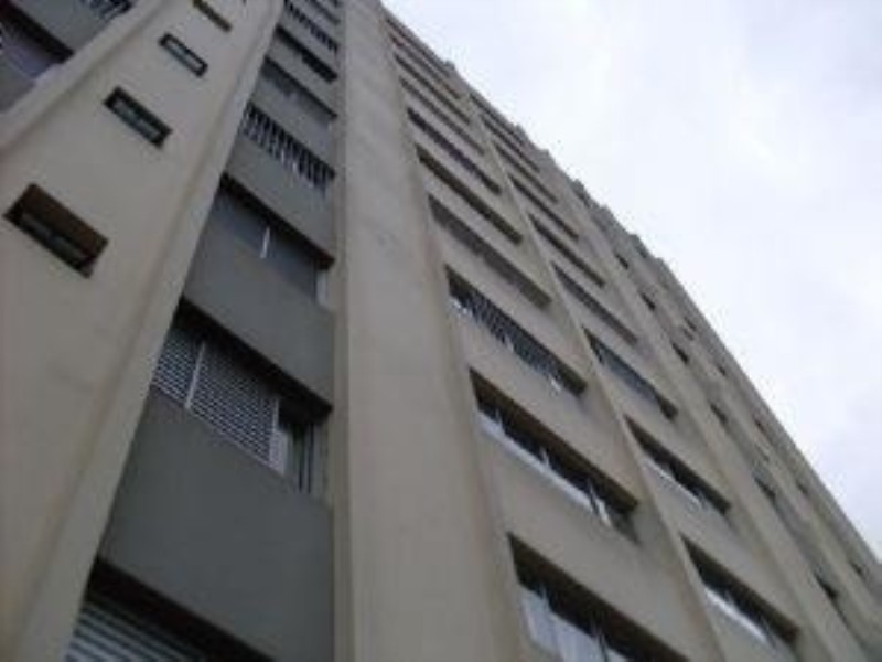 Apartamento à venda com 3 quartos, 86m² - Foto 2