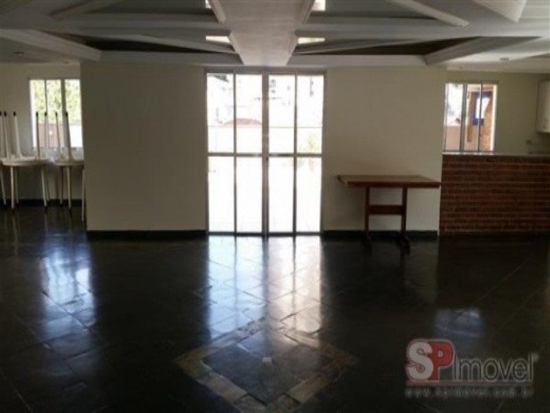 Apartamento à venda com 2 quartos, 68m² - Foto 4