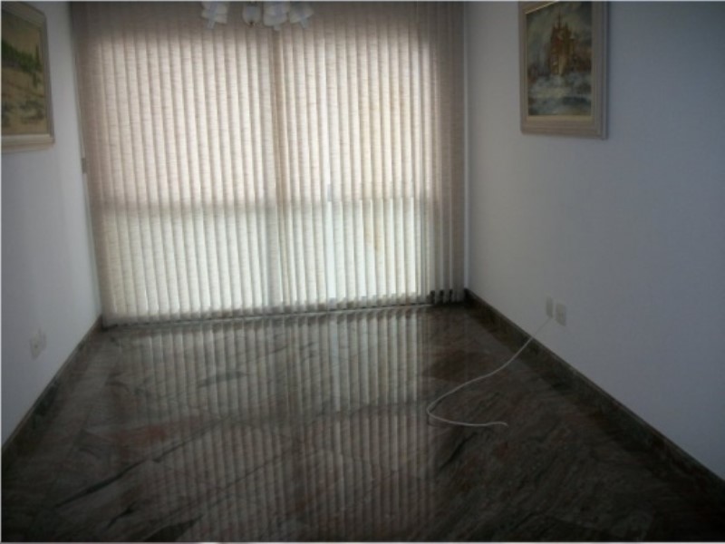 Apartamento para alugar com 3 quartos, 150m² - Foto 1