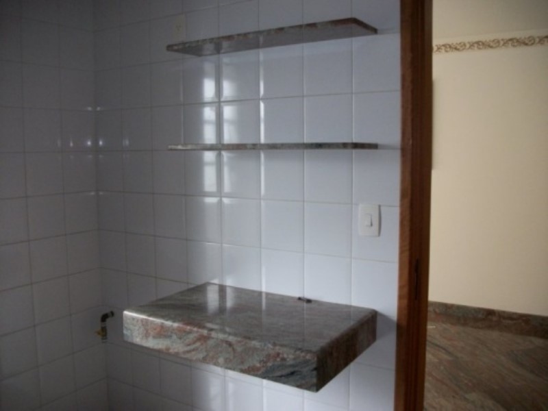 Apartamento para alugar com 3 quartos, 150m² - Foto 5