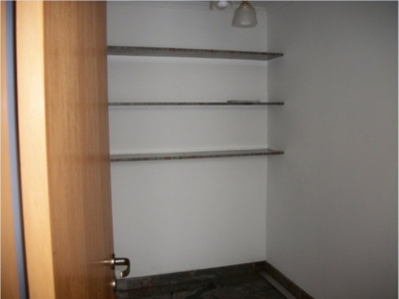 Apartamento para alugar com 3 quartos, 150m² - Foto 9