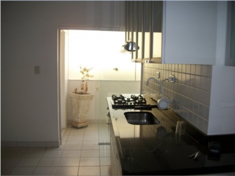 Apartamento para alugar com 3 quartos, 120m² - Foto 2