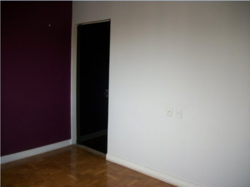 Apartamento para alugar com 3 quartos, 120m² - Foto 17