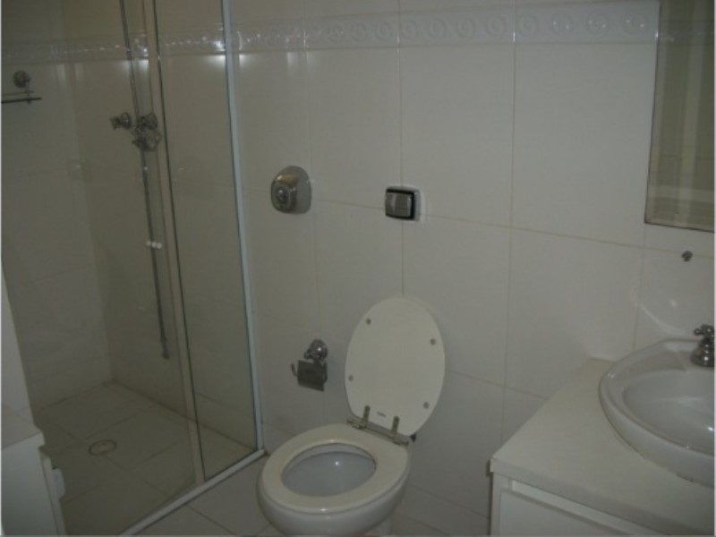 Apartamento para alugar com 2 quartos, 130m² - Foto 4