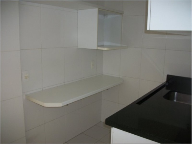 Apartamento para alugar com 2 quartos, 130m² - Foto 9