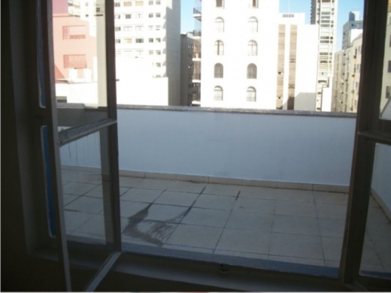 Apartamento para alugar com 2 quartos, 130m² - Foto 16