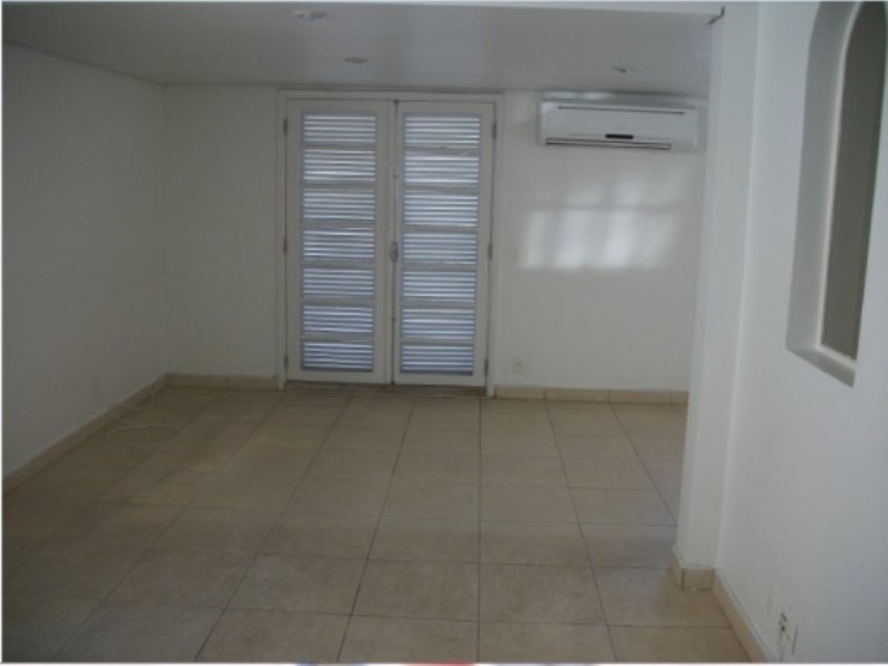 Apartamento para alugar com 2 quartos, 130m² - Foto 19