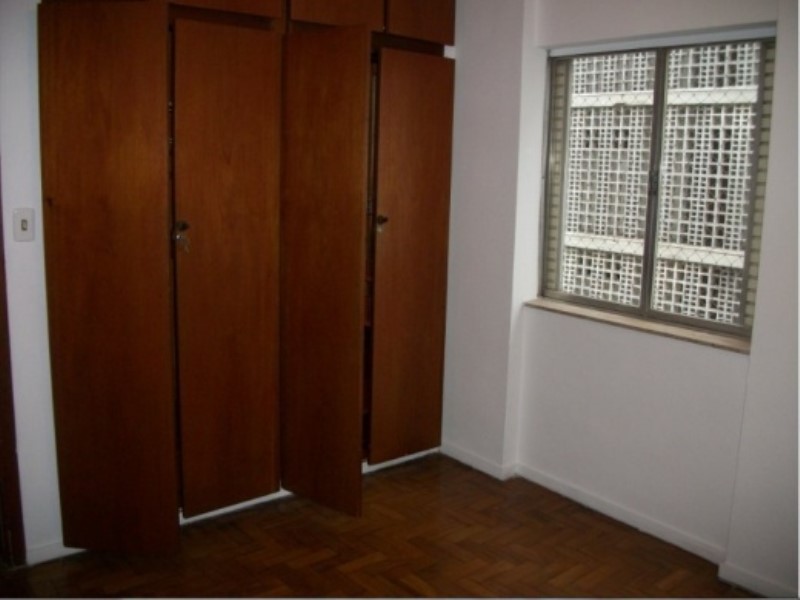 Apartamento para alugar com 3 quartos, 120m² - Foto 15