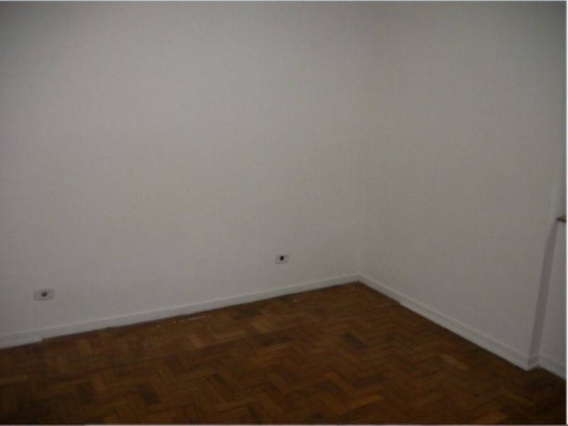 Apartamento para alugar com 3 quartos, 120m² - Foto 17