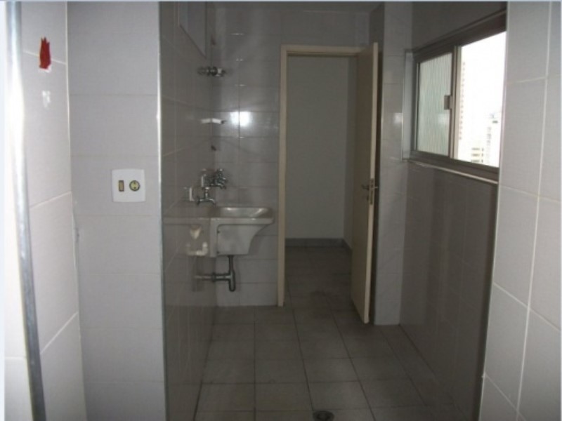 Apartamento para alugar com 3 quartos, 120m² - Foto 20