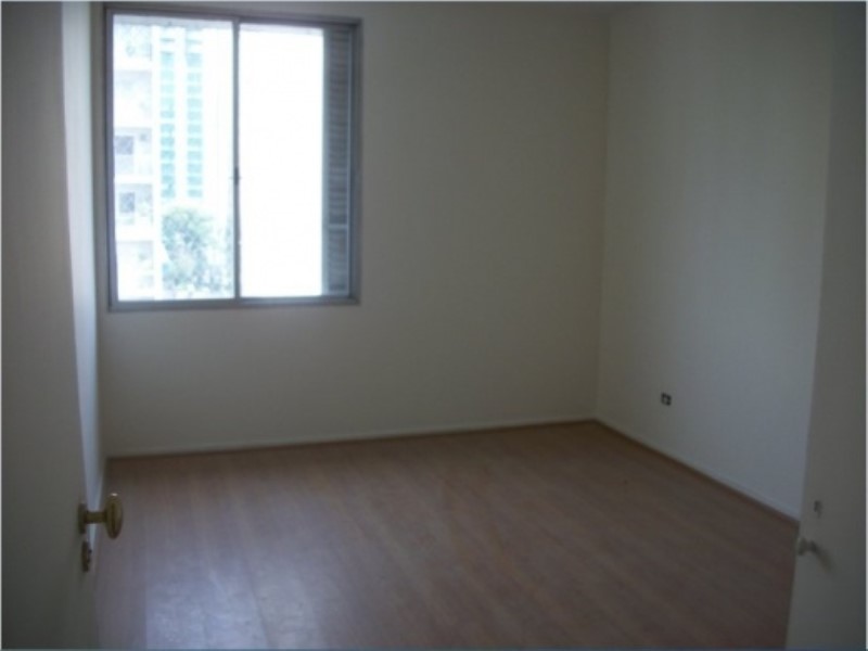 Apartamento para alugar com 2 quartos, 100m² - Foto 11