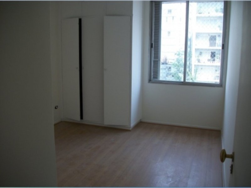 Apartamento para alugar com 2 quartos, 100m² - Foto 12