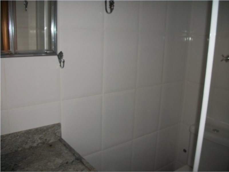 Apartamento para alugar com 1 quarto, 40m² - Foto 11