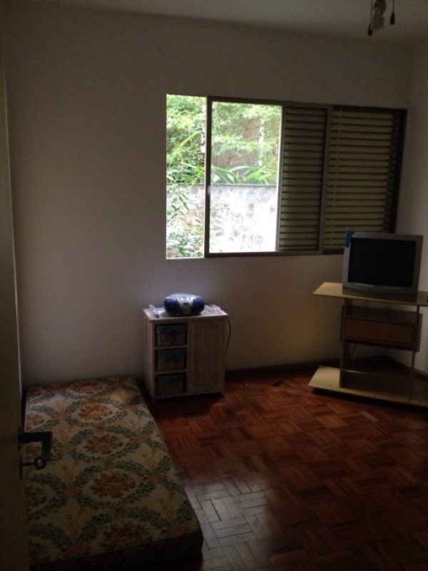 Apartamento para alugar com 2 quartos, 85m² - Foto 12