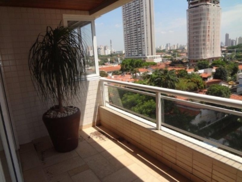 Apartamento para alugar com 3 quartos, 205m² - Foto 36