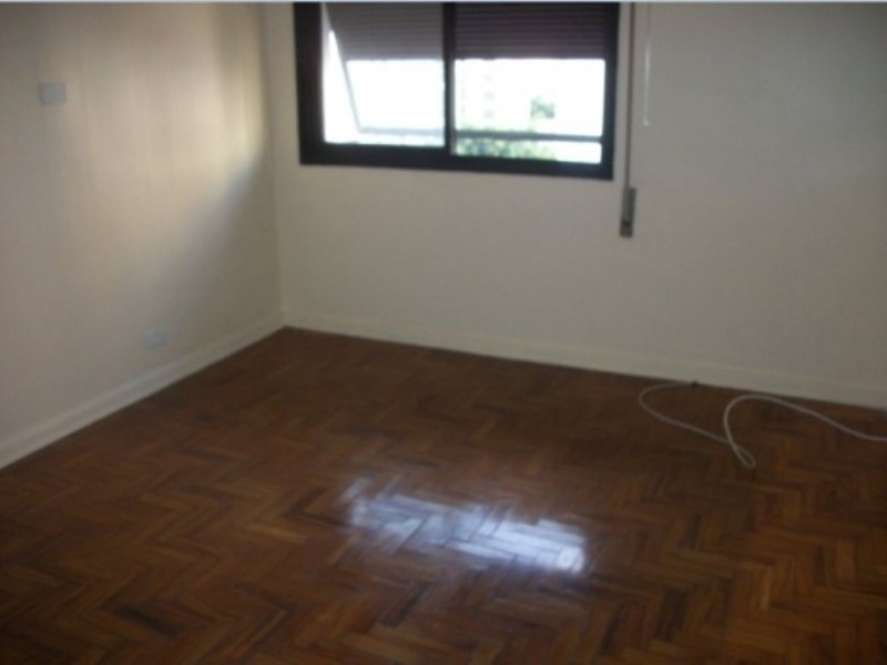 Apartamento para alugar com 3 quartos, 175m² - Foto 6