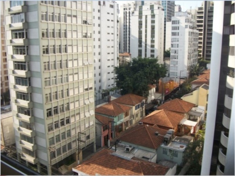 Apartamento para alugar com 3 quartos, 175m² - Foto 18