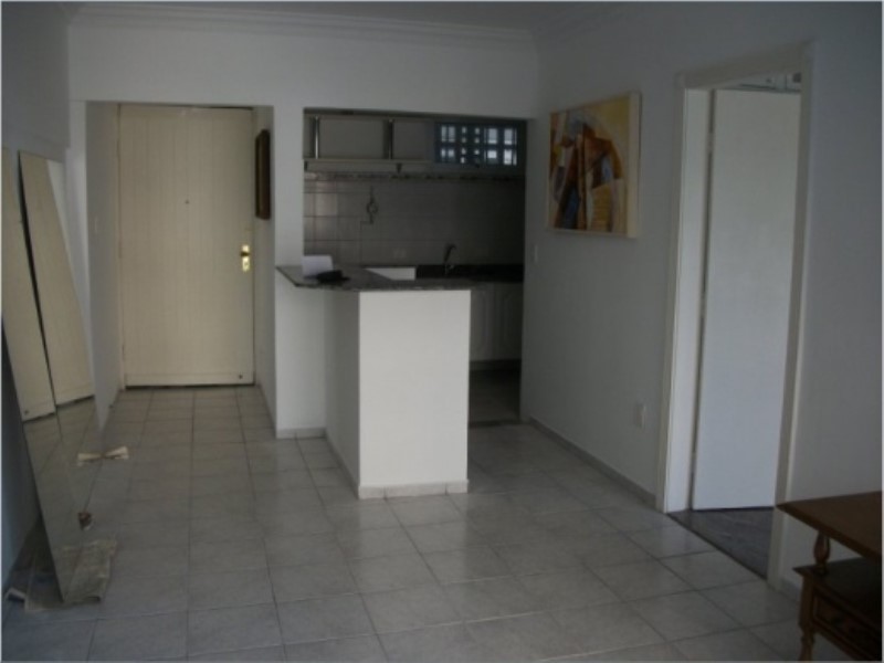 Apartamento para alugar com 1 quarto, 50m² - Foto 8