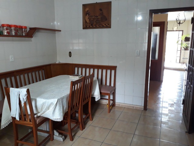 Casa à venda com 4 quartos, 1500m² - Foto 12