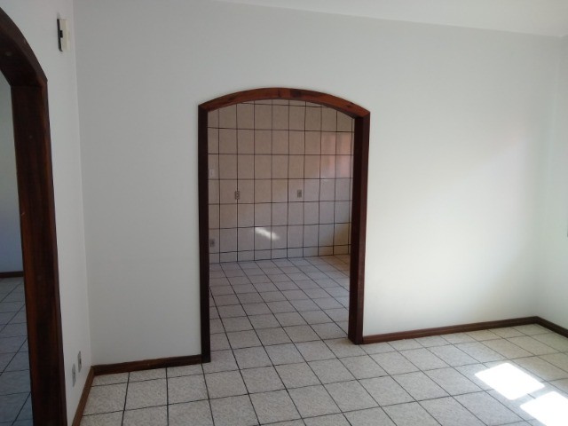 Casa à venda com 3 quartos, 161m² - Foto 7