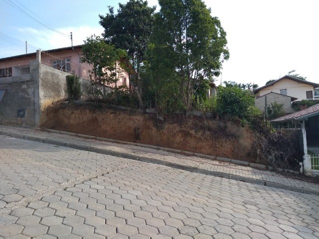 Terreno à venda, 318m² - Foto 1