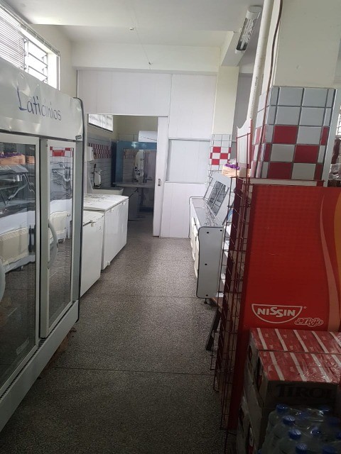 Prédio Inteiro à venda com 3 quartos, 750m² - Foto 8