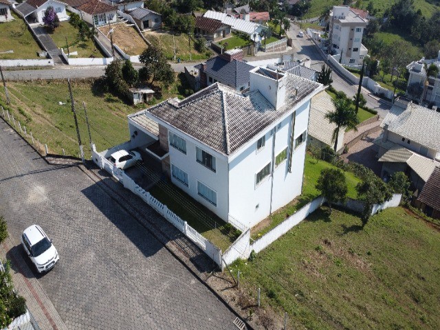 Sobrado à venda com 3 quartos, 260m² - Foto 2