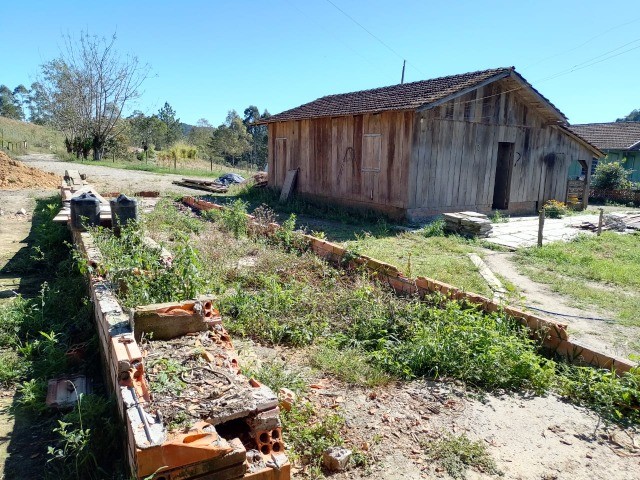 Chácara à venda com 3 quartos, 200m² - Foto 9